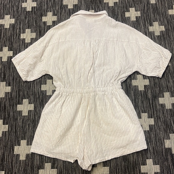 Allie Rose Medium Shorts Romper Tan & White Pinstripe - Picture 3 of 4